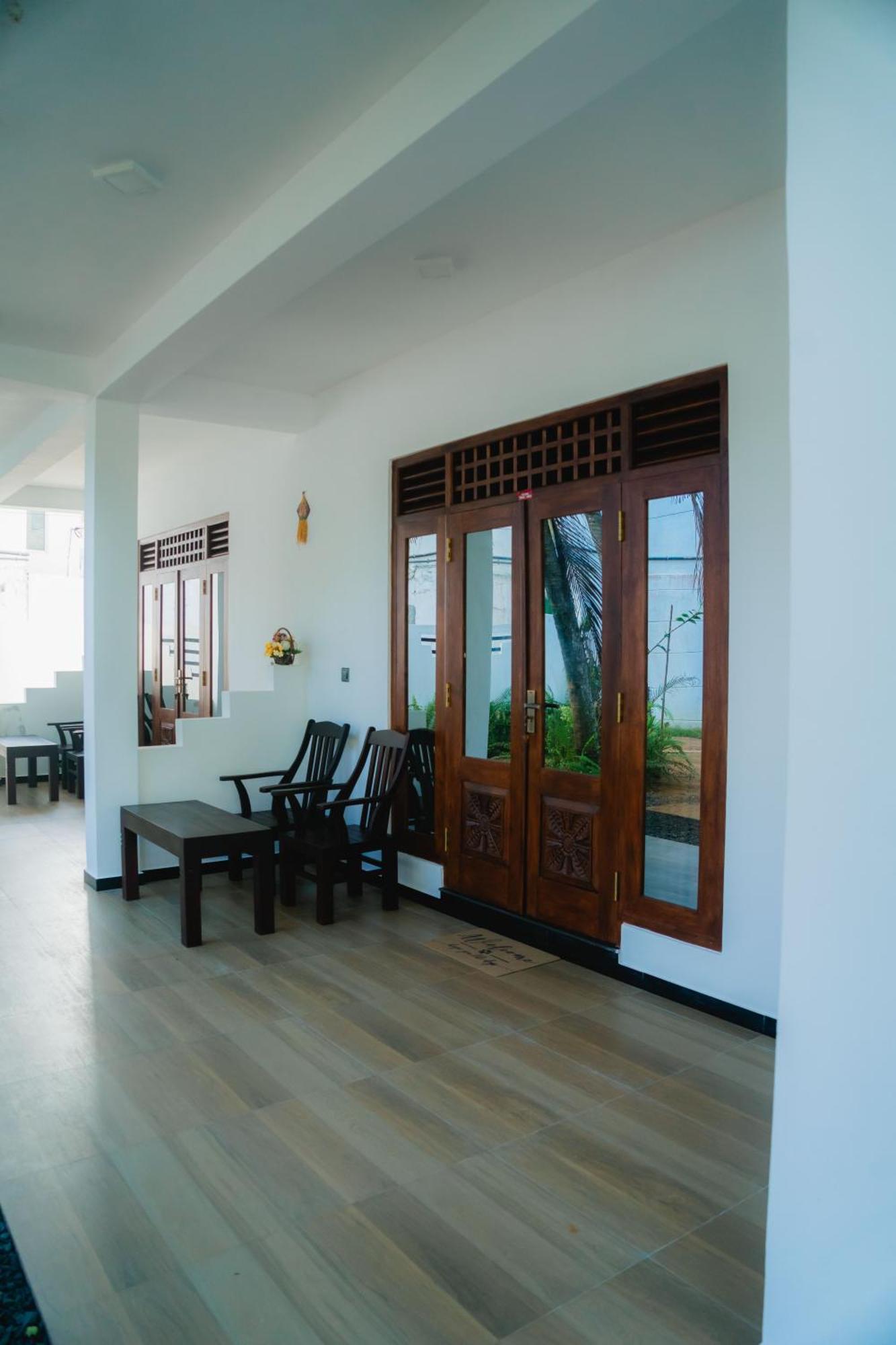 Hotel Aliya Aliya Hikkaduwa Extérieur photo